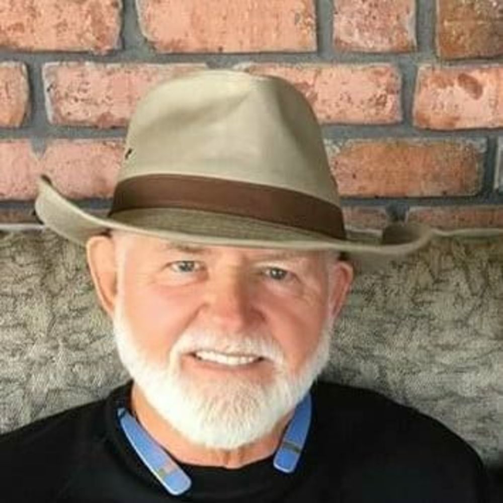 Meet your Posher, Ray